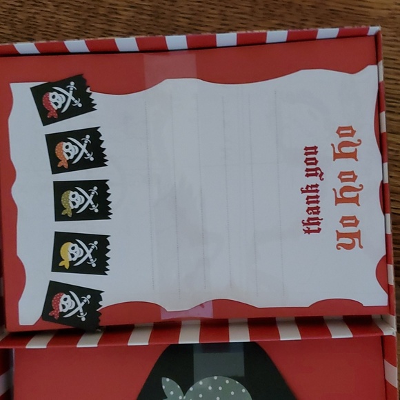 NEW Pirate Party Hat Invitations and Thank you Notes Set - Picture 4 of 8